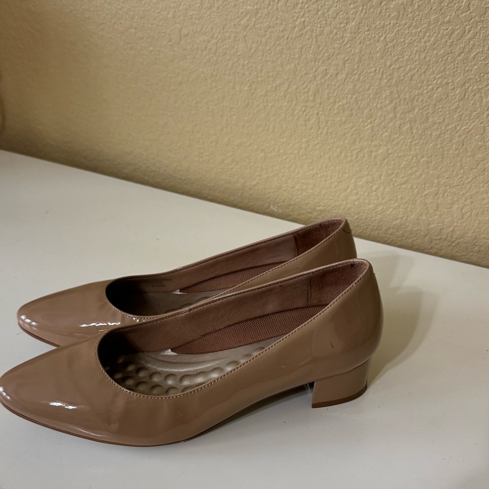 The Walking Cradle Co Tan Heels